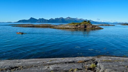 Karlsøyfjorden med Steigen i bakgrunn