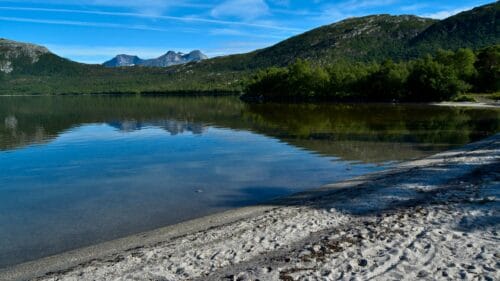 Langs Sørvassveien ved Sørvatnet