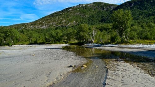 Langs Sørvassveien ved Sørvatnet