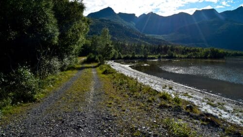 Langs Sørvassveien ved Sørvatnet